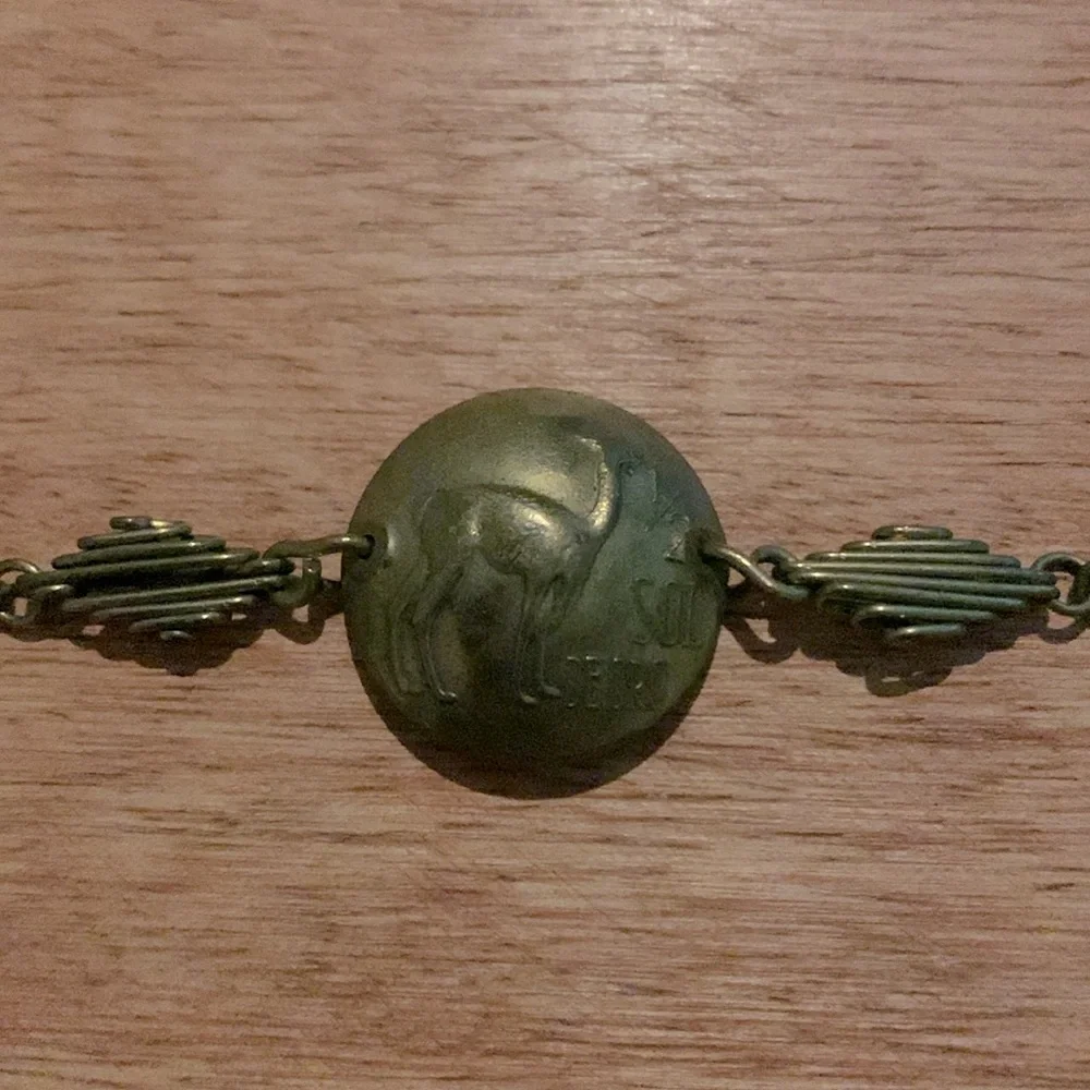 Vintage Gold Tone Peruvian 1/2 Sol De Oro Llama Coin Bracelet 1967 with clasp